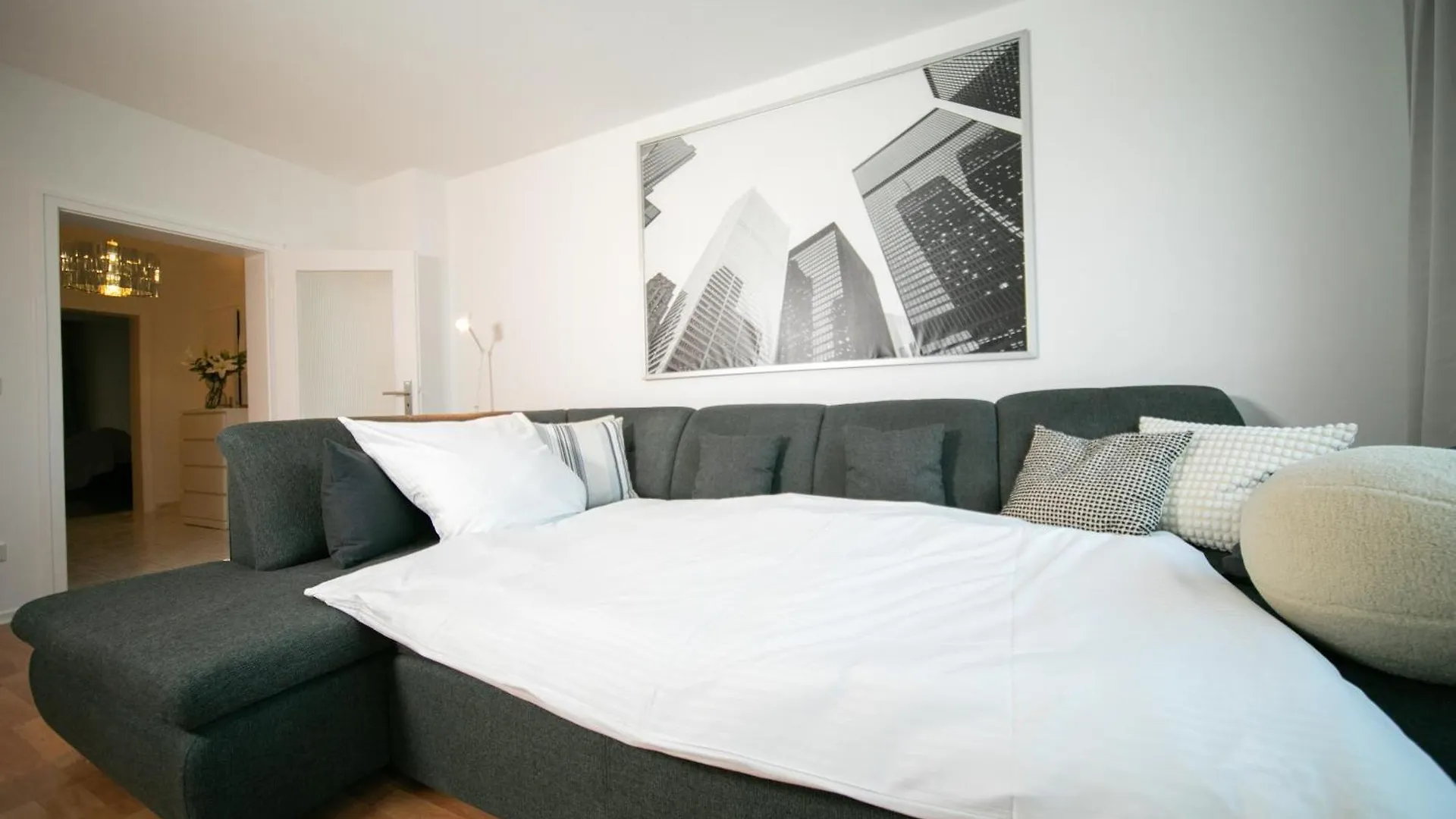 Bright Apartment - Zentral Mit Kueche - 65 Sqm - Messe Dusseldorf Germany