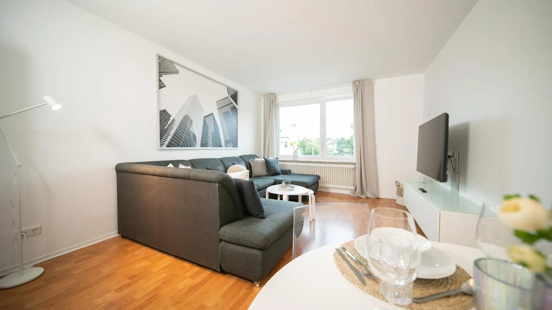 Bright Apartment - Zentral Mit Kueche - 65 Sqm - Messe Dusseldorf