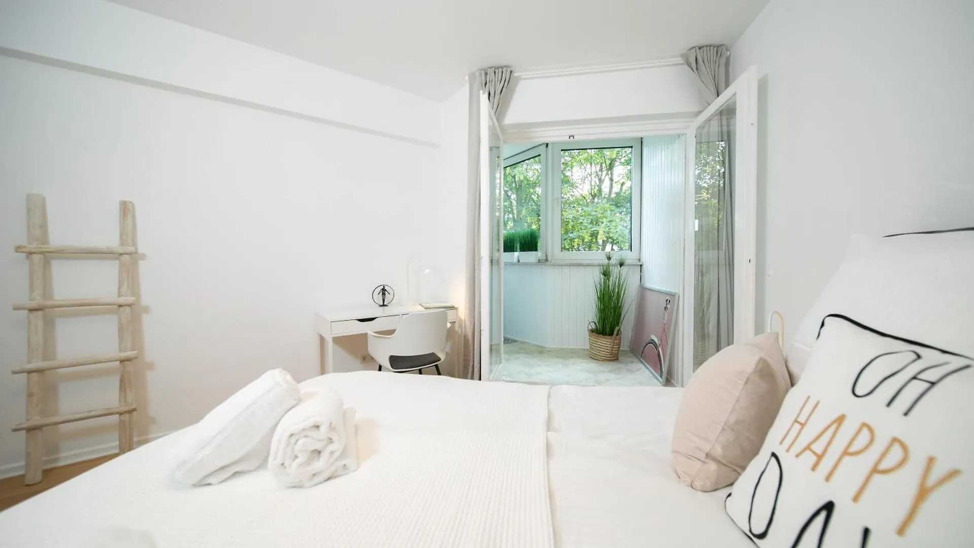 Bright Apartment - Zentral Mit Kueche - 65 Sqm - Messe Dusseldorf